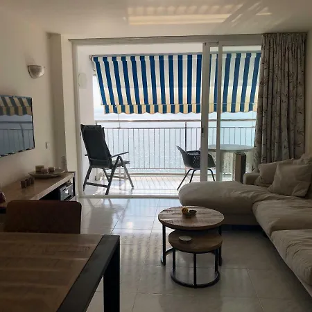 Appartement Ely Palace 8-2/1 *